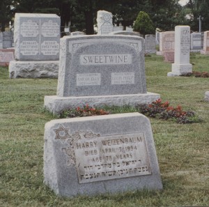 Harry Weizenbaum tombstone